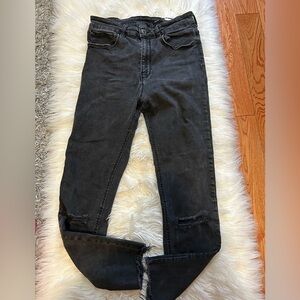 Black Distressed skinny jeans